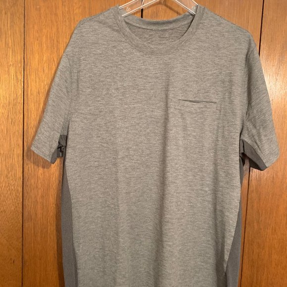 lululemon athletica Other - Lululemon Tee